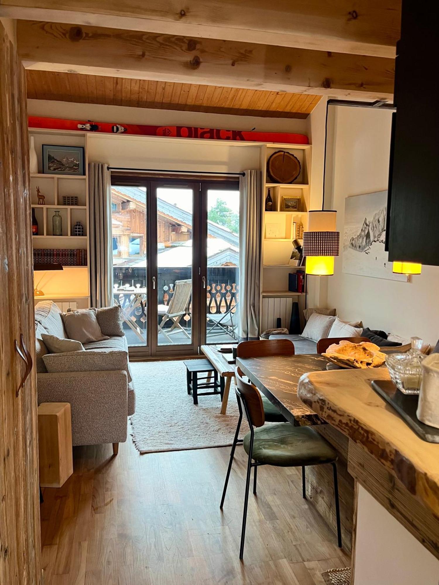 Appartement Ensoleille Aux Tines, Vue Massif Chamonix Exterior photo